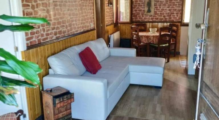 Pleasant house with yard, barbeque & patio | Pet-friendly — photo 2