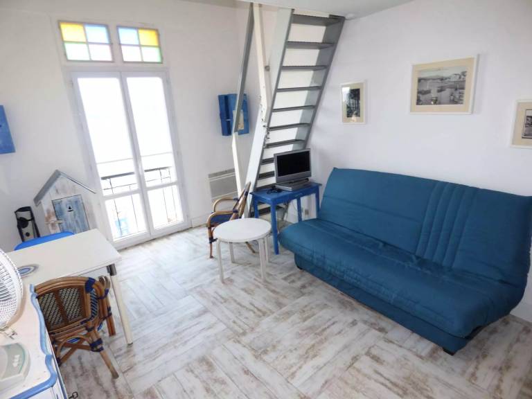 Residence La Jetée - Rare to rent, feet in the water, full sea view, wifi... — photo 3