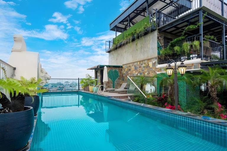 Charmpearl Hotel & Suites — photo 3