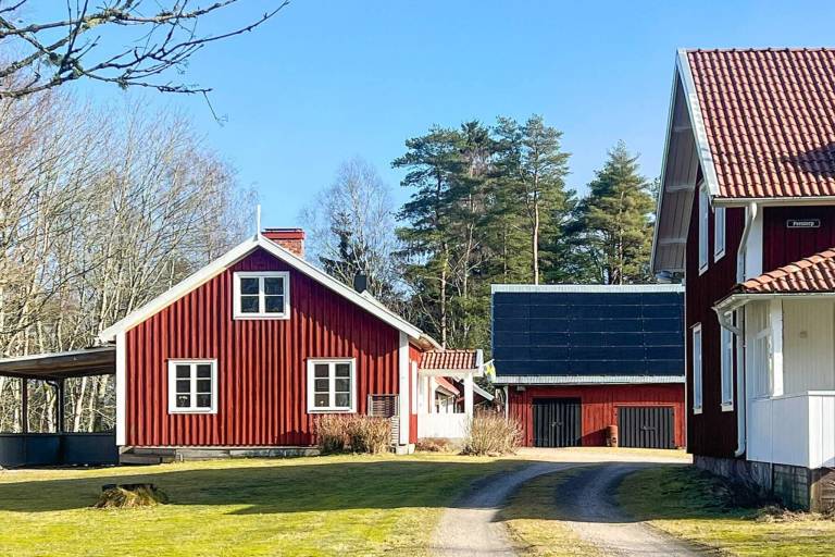 Vacation home with garden & barbecue — photo 2