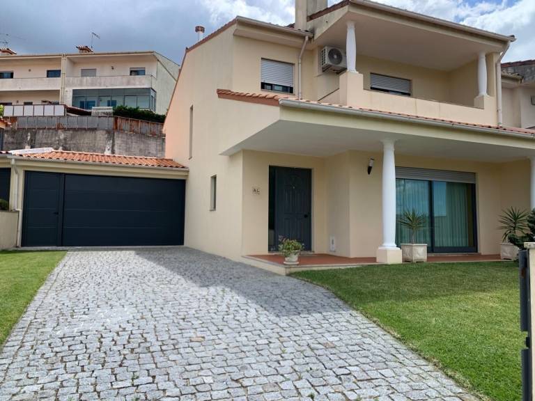Casa Vila das Aves
