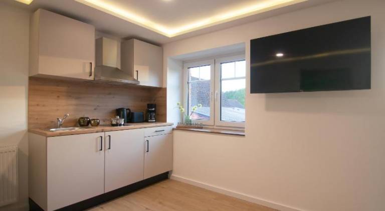 Serviced apartment with terrace & garden — photo 5