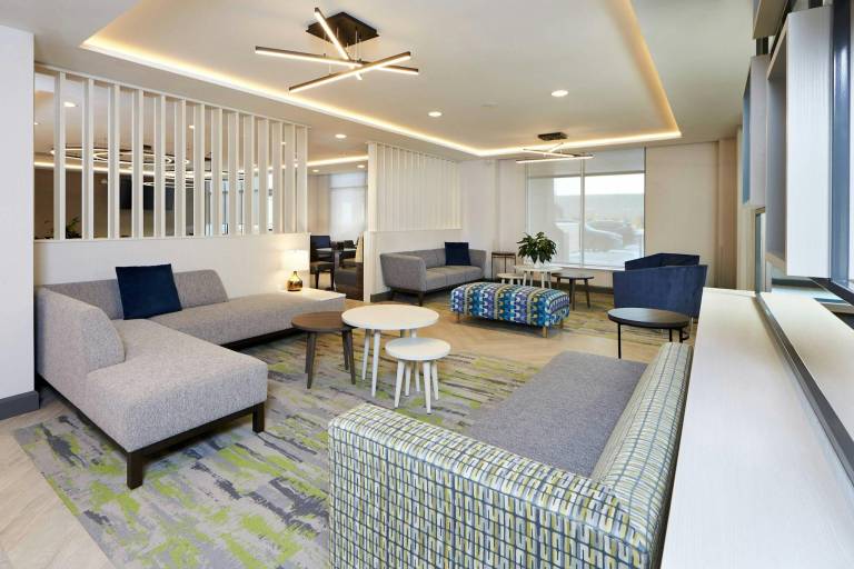TownePlace Suites by Marriott Hamilton — photo 2