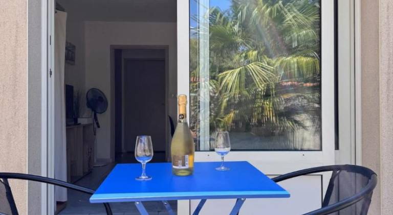 Apartment with barbeque — photo 4