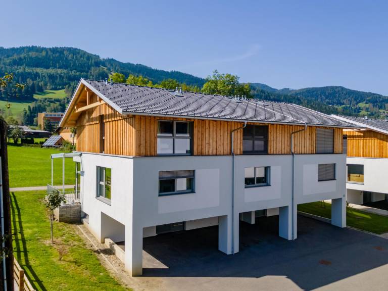 Geräumiges Haus mit Terrasse