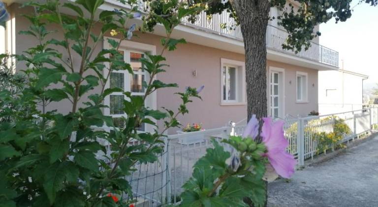 Villa ELENA