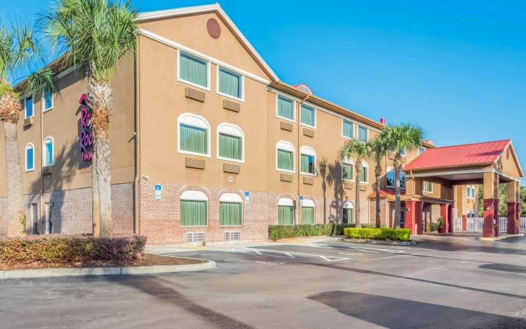 Red Roof Inn Ocala — photo 5