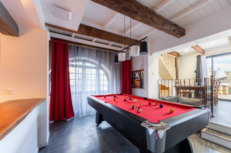Family-oriented house with private pool, terrace & garden | Pet-friendly — photo 2