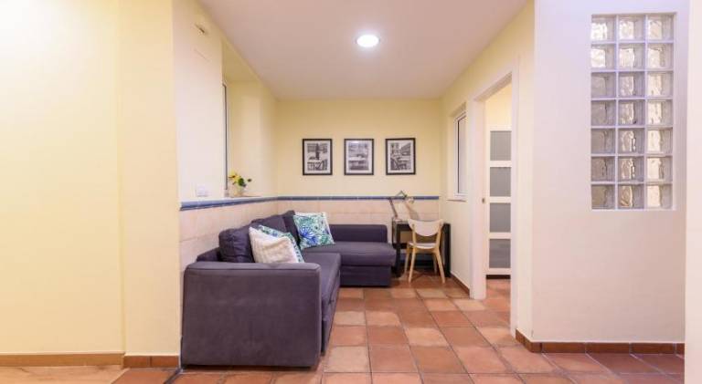 RamblasRentals Chic & Spacious Flat Pool Table 15M Ramblas - Parking - Wifi — photo 4