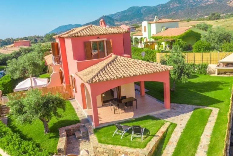 Villa  Tertenia