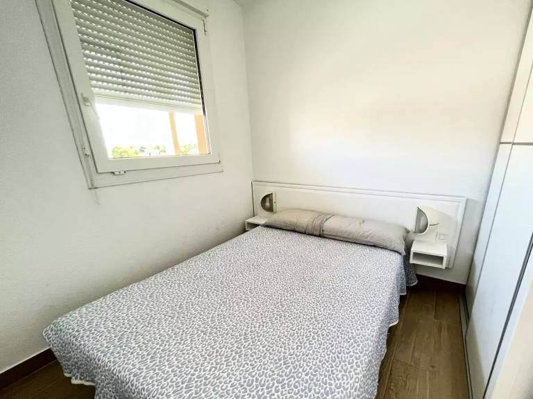 Apartment with patio & pool — photo 4