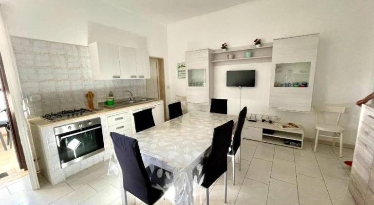 Vacation home with 2 rooms for 6 persons in Porto Cesareo