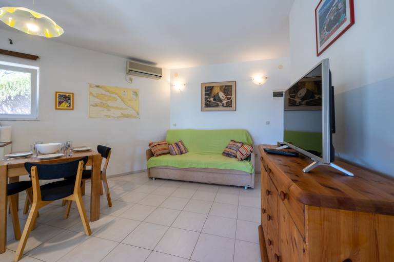Apartment Luka — photo 3