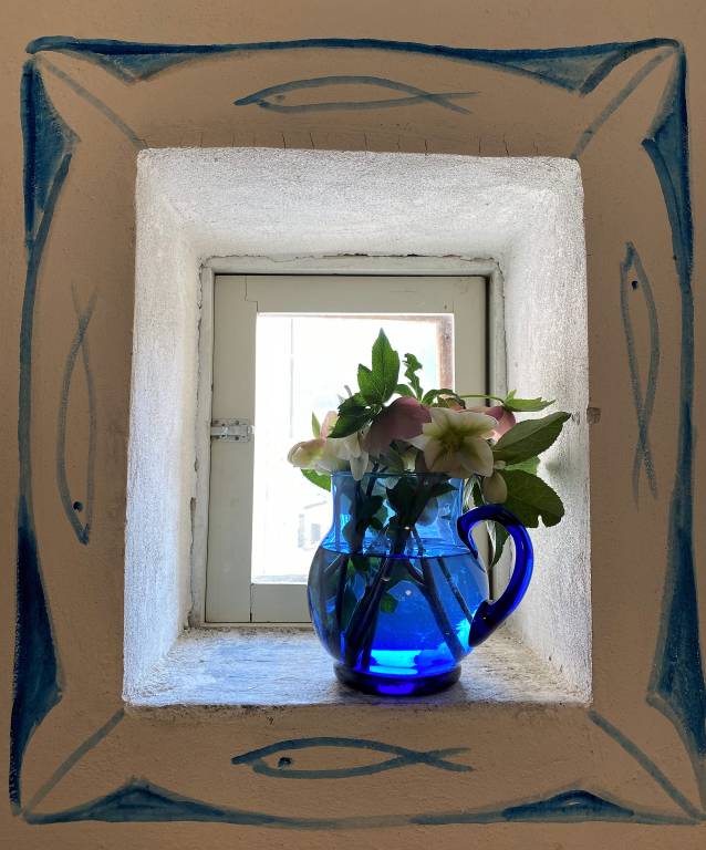 I Re Fenean: 2 RE: RELAX & NATURA, appartamento con romantica camera matrimoniale, luminoso soggiorno con angolo cottura. Balcone -Piscina-Parcheggio- WiFi — photo 4