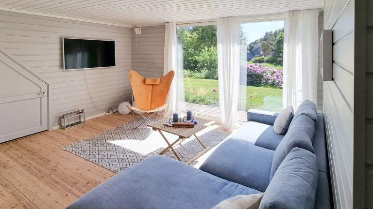 Summer cabin with sea view in Sandvika — photo 4