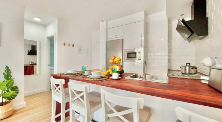 Holiday apartment with terrace | Good for workation — photo 3