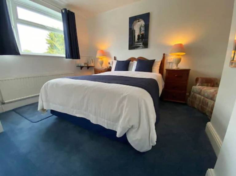Accommodation Horley