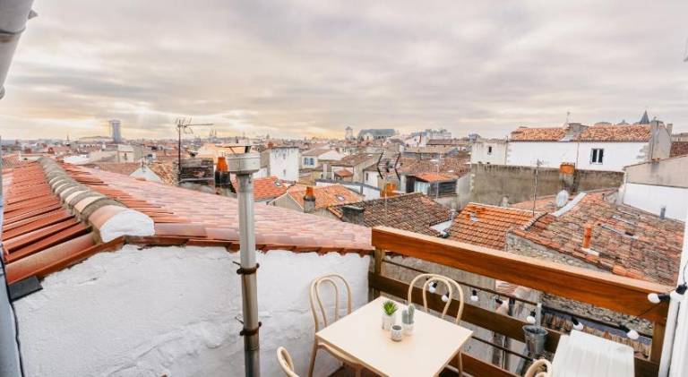 Rental apartment with 1 room for 4 persons in La Rochelle