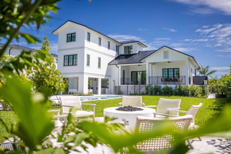 Child-friendly lovely vacation home with fast internet, garden & BBQ | Sea view | Pets allowed — photo 2