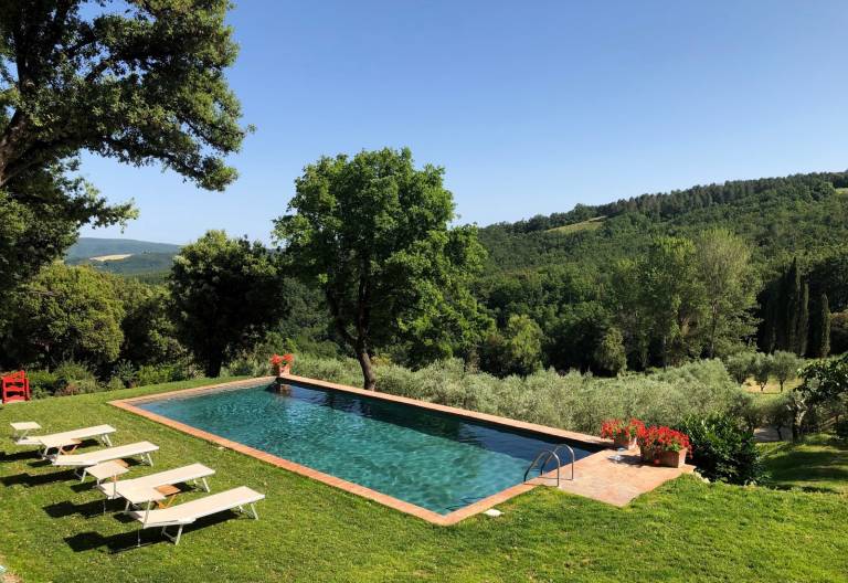 Villa with barbecue, private pool & patio — photo 2