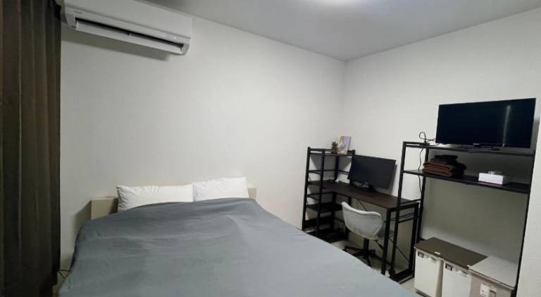 Apartment with jacuzzi — photo 2