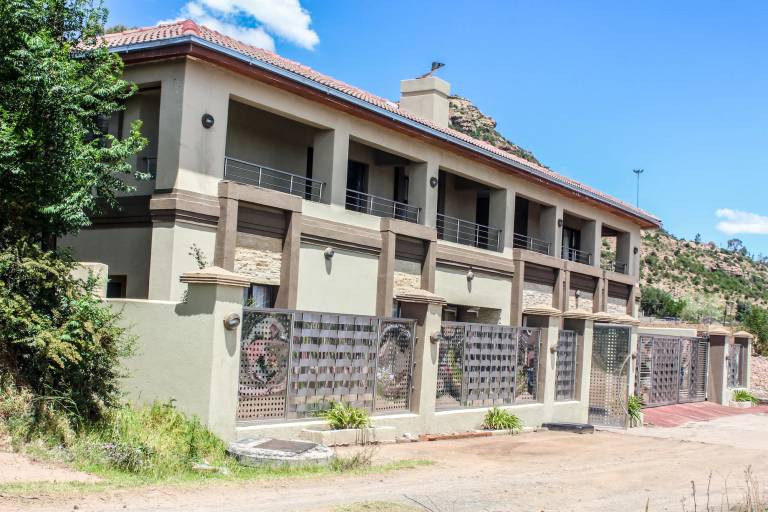 House  Katlehong