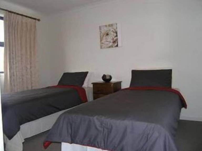 Apartment  Dandenong