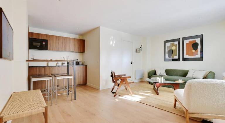 Apartment with 2 rooms for 5 persons in Paris