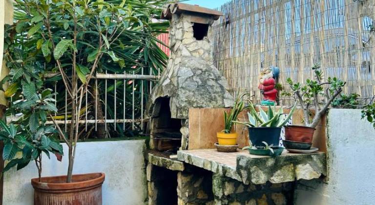 Vacation home with grill & garden in Gaeta