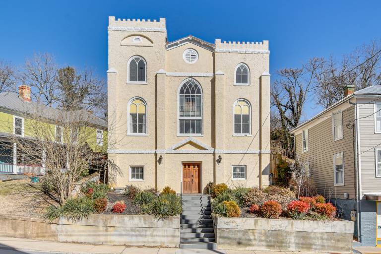 'The Sanctuary' in Historic Dtwn Staunton — photo 4