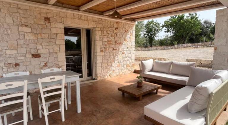 Vacation home with BBQ, pool & yard | Pets are welcome — photo 5