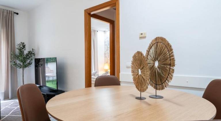 Stunning 1bed with Outdoor Dining in Malaga center — photo 4