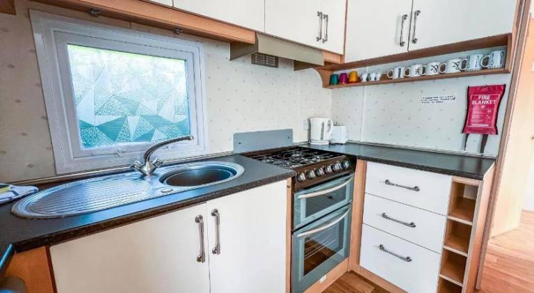 6 Berth Dog Friendly Caravan In Hunstanton In Norfolk Ref 13014L — photo 3