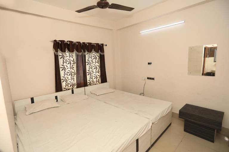 Vacation home with terrace | Dogs allowed in Kolkata