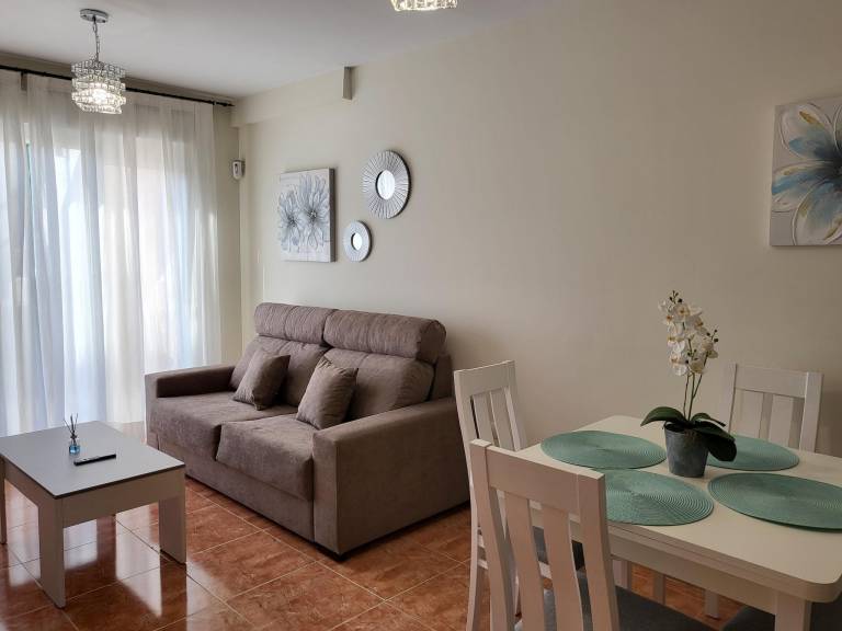Holiday apartment with patio & pool — photo 3