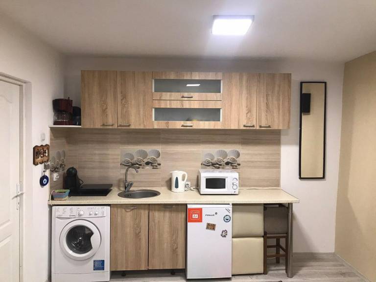 Holiday apartment with garden — photo 4