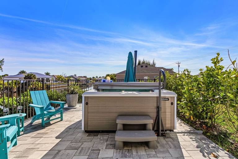 Waterfront Fun & Relaxation Await - Your Ultimate Gulf-Access Getaway! - Villa Ocean Life - Roelens in Cape Coral, FL