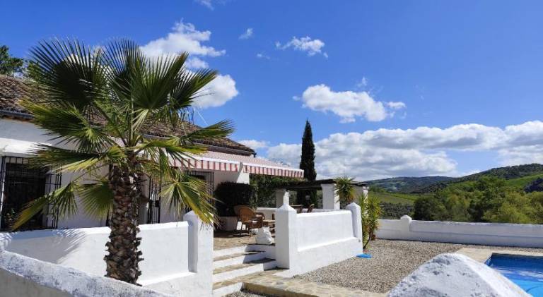 Fully equipped nice villa with private pool, terrace & BBQ | Pets are welcome in Ronda