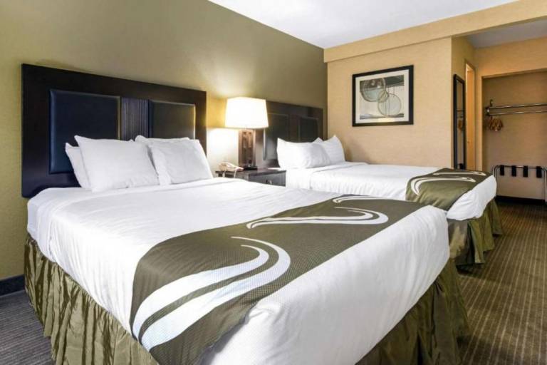 Quality Inn & Suites Charleston — photo 2