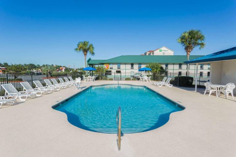 Super 8 By Wyndham Valdosta/Conf Center Area — photo 2