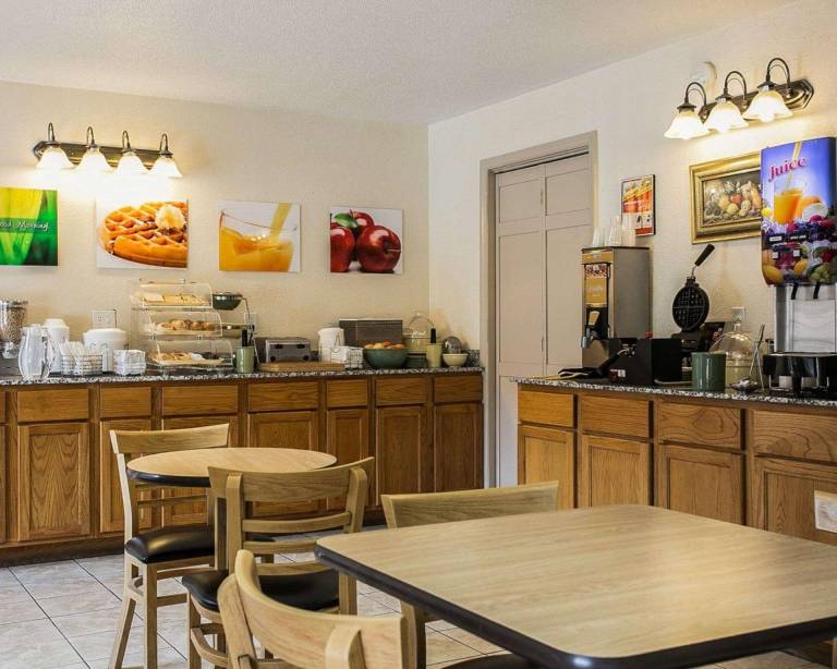 Quality Inn Columbia Airport — photo 4