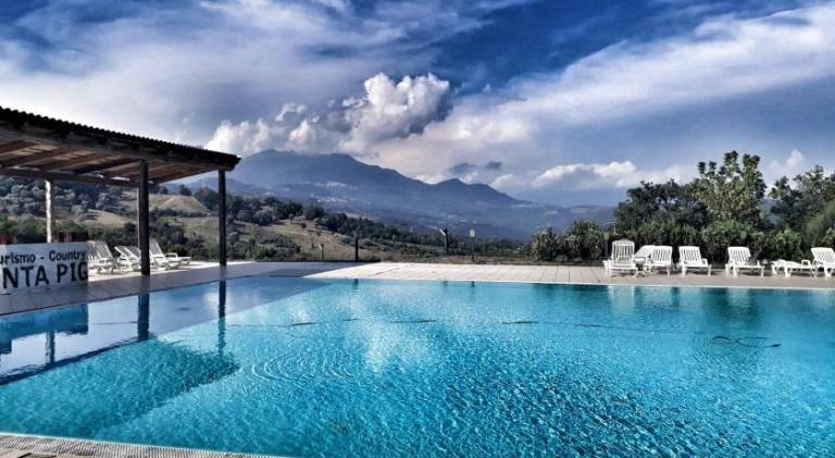 House with pool, garden & terrace | Good for workation | Pets are welcome — photo 3