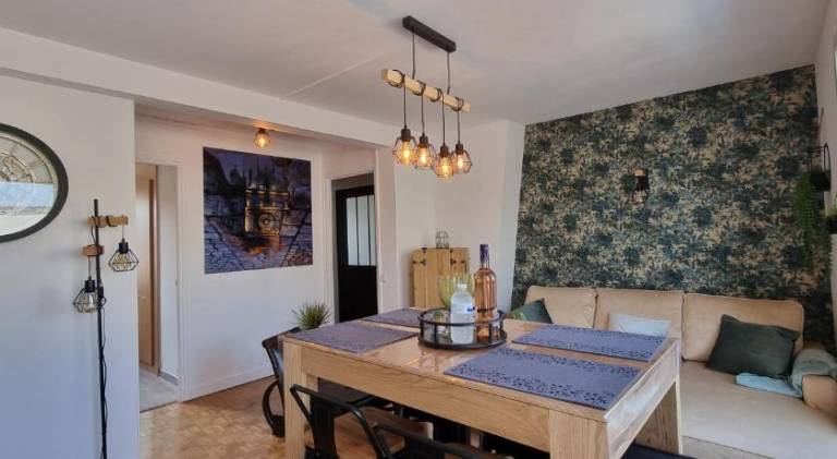 Rental apartment with 2 rooms for 6 persons — photo 3