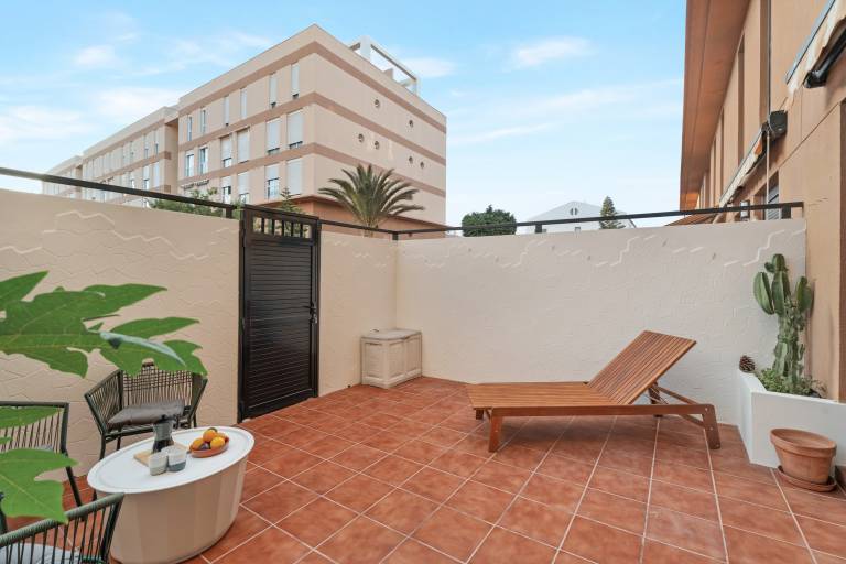 House with garden, pool & terrace — photo 2