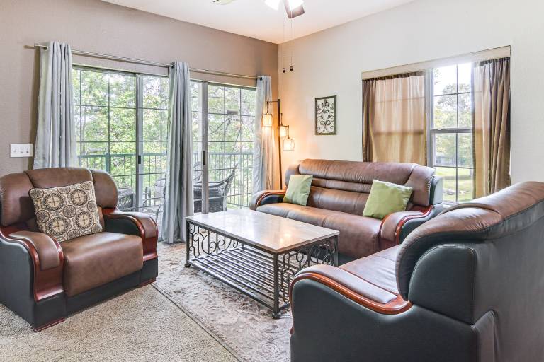 Cozy Resort Condo 5 Mi to Branson Landing! in Branson, MO