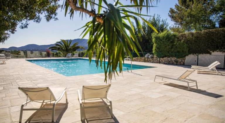 Fully equipped wonderful rental apartment with garden & private pool | Good for workation | Dogs allowed — photo 4