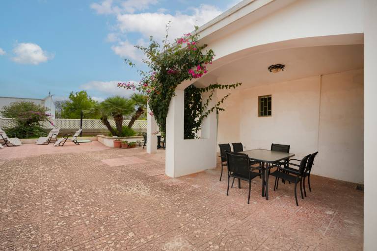 Holiday Home 'Trullo Luce Ostuni' with Private Terrace and Wi-Fi — photo 2
