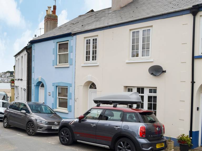Child-friendly cottage with yard | Next to the beach | Pet-friendly in Bideford