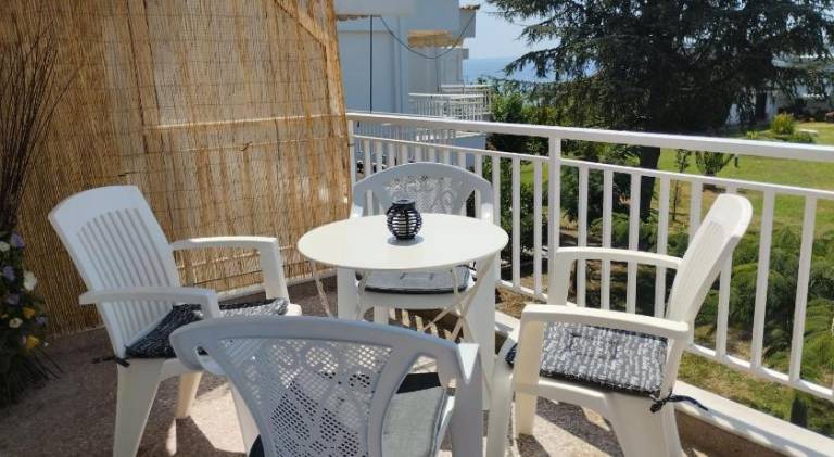 Beautiful vacation home with barbecue, garden & terrace | Pet-friendly — photo 3