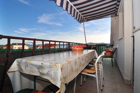 Ferienwohnung in Sukošan mit Terrasse, Klimaanlage, W-LAN (654-3) — photo 2
